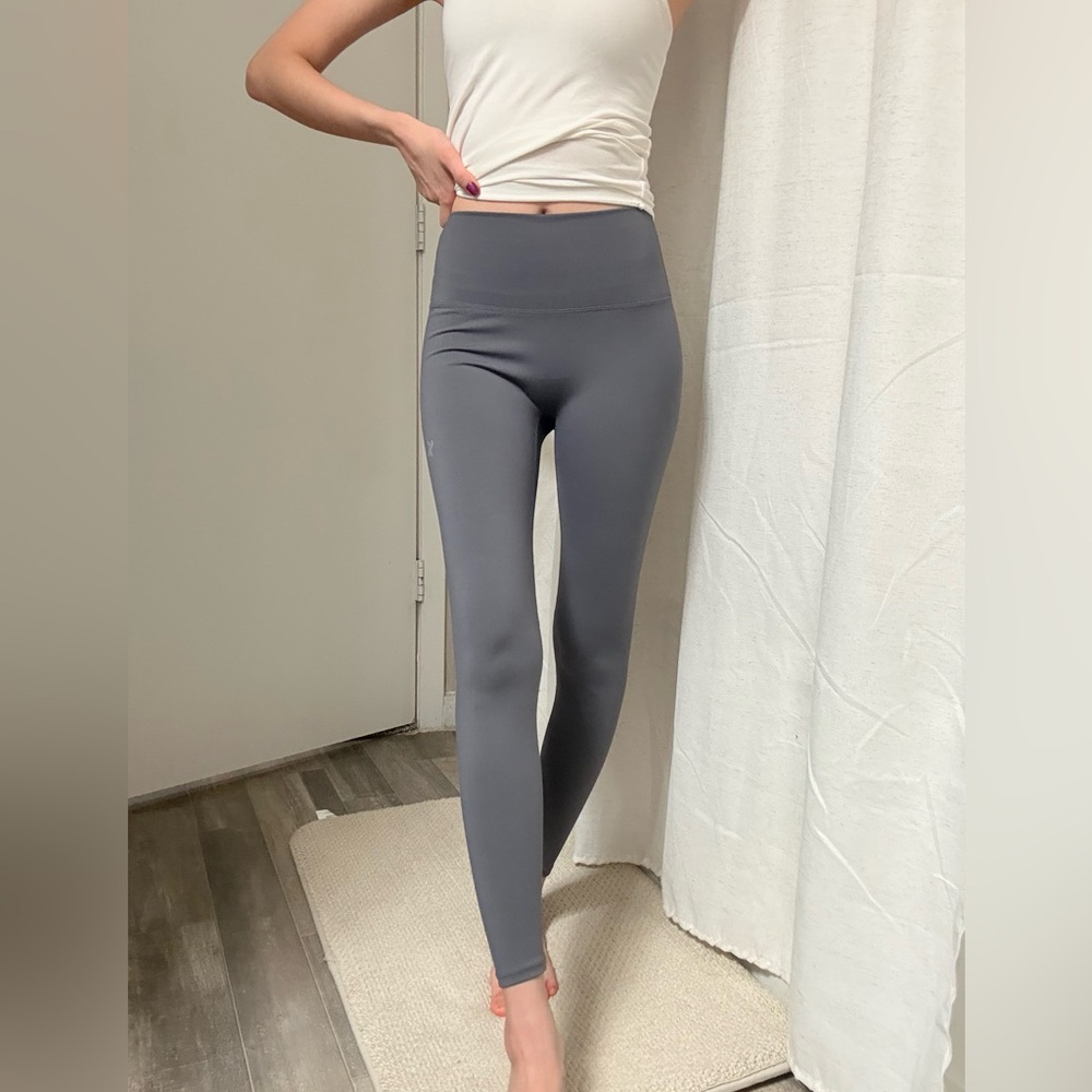 Xexymix | High Waisted Leggings | Charcoal Gray | XS/S | EUC